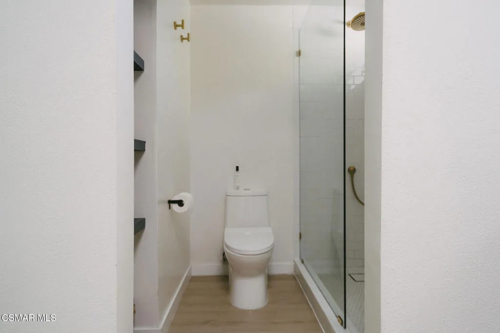 5716 Skyview Way B, Agoura Hills, California 91301 home-pic-20