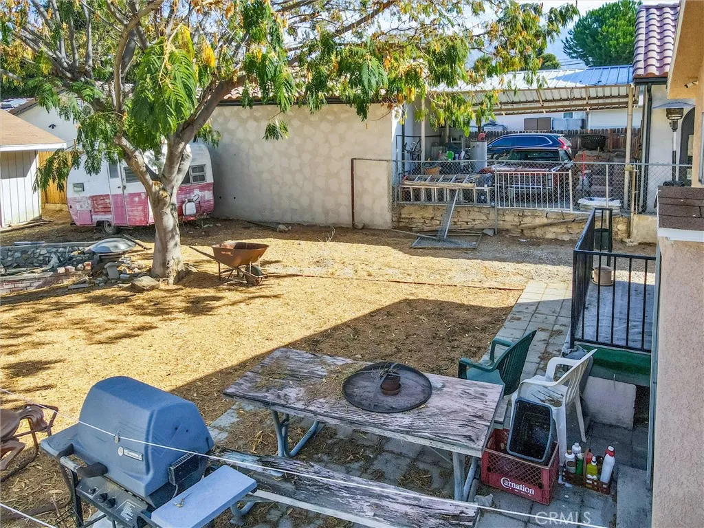 8421 Grenoble, Sunland, California 91040 home-pic-10