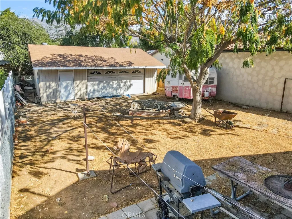 8421 Grenoble, Sunland, California 91040 home-pic-9