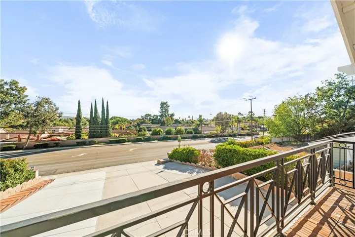 17841 Buena Vista, Yorba Linda, California 92886