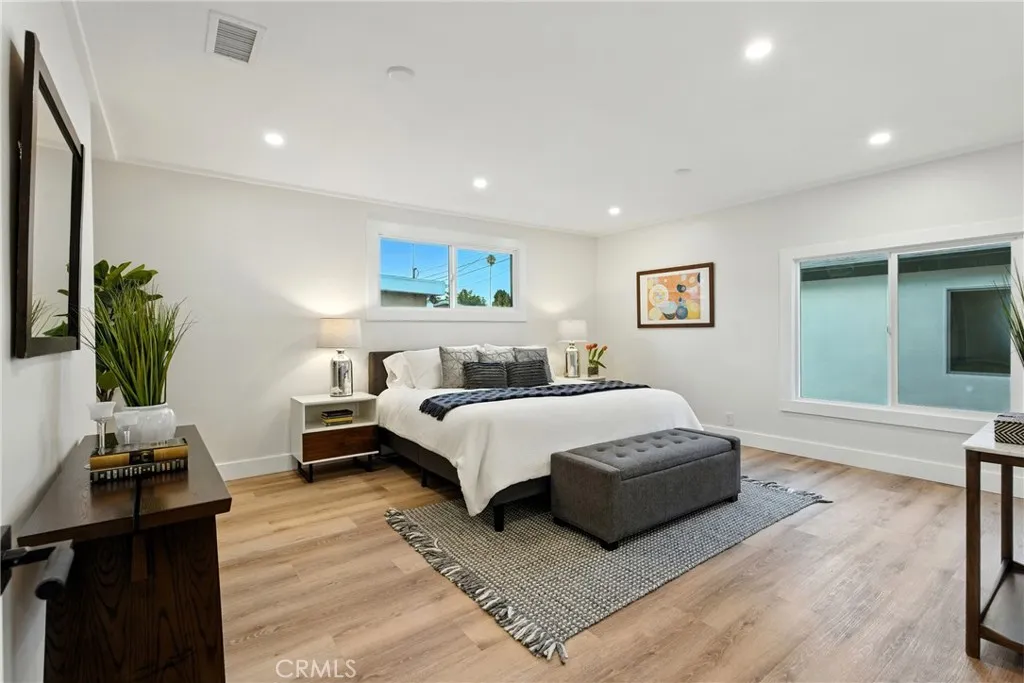 4340 2nd, Los Angeles, California 90008 home-pic-23