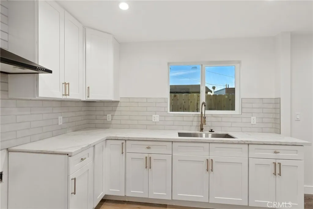 4340 2nd, Los Angeles, California 90008 home-pic-36