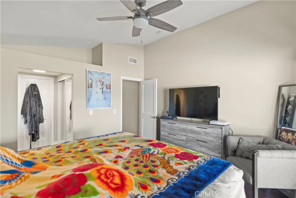 27829 Carnegie, Castaic, California 91350 home-pic-22