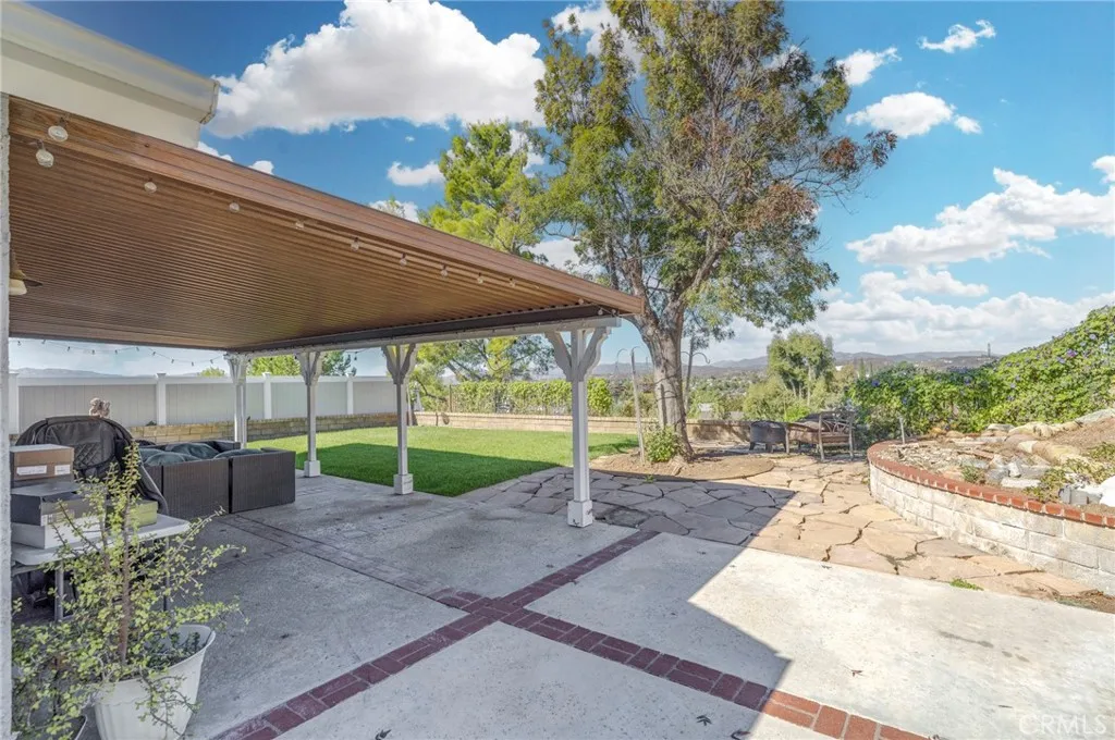 27829 Carnegie, Castaic, California 91350 home-pic-40