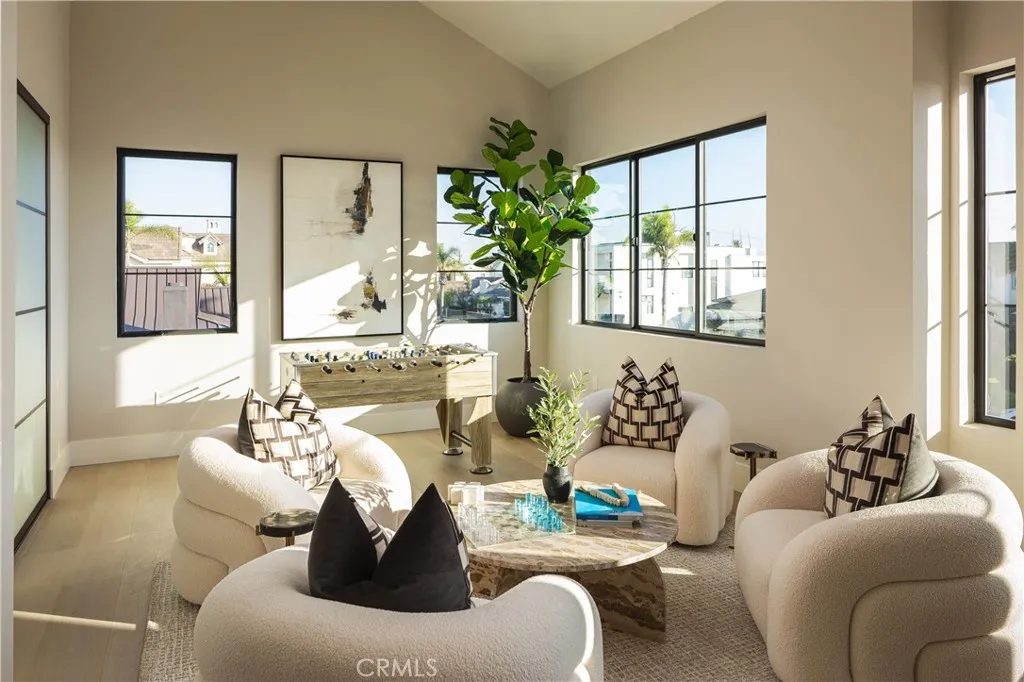 9121 Christine Drive, Huntington Beach, California 92646 home-pic-36