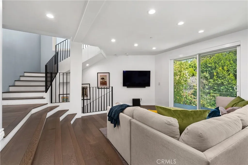 7670 Woodrow Wilson, Los Angeles, California 90046 home-pic-8