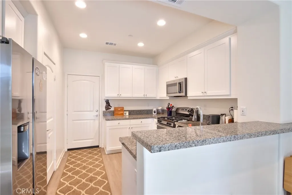 41976 Isadora 904, Murrieta, California 92562 home-pic-10