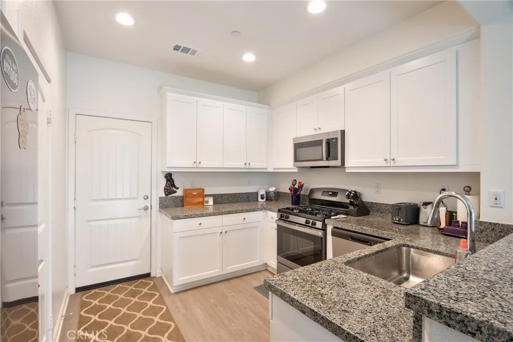 41976 Isadora 904, Murrieta, California 92562 home-pic-11