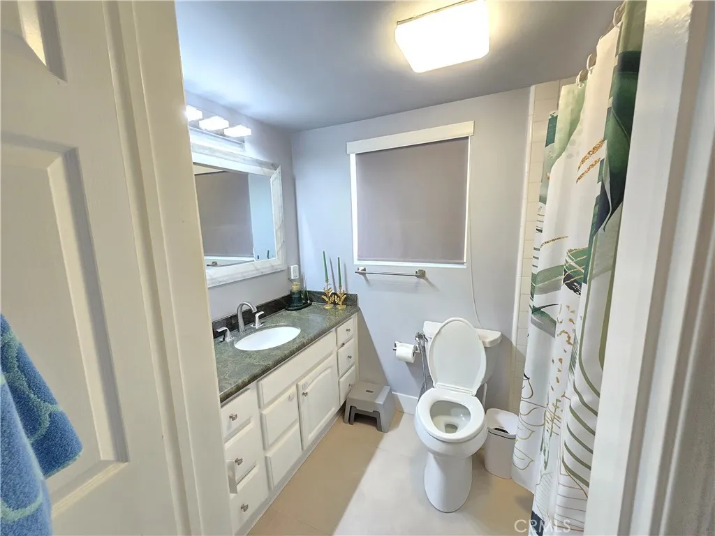 612 N Columbus Avenue 101, Glendale, California 91203 home-pic-14