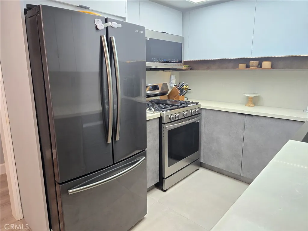 612 N Columbus Avenue 101, Glendale, California 91203 home-pic-7