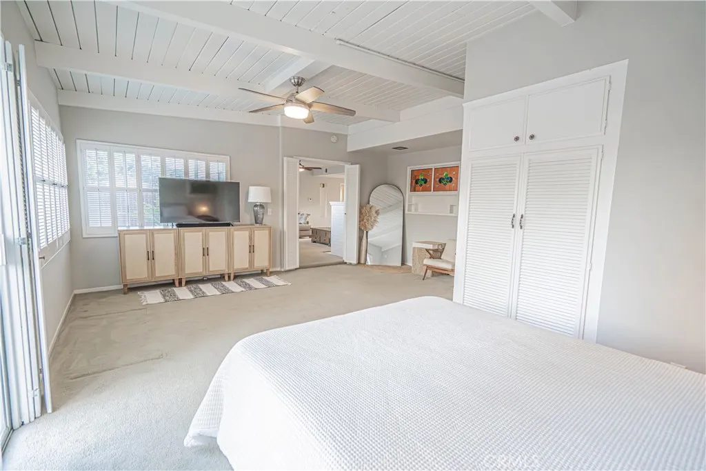5006 Catalon, Woodland Hills, California 91364 home-pic-10
