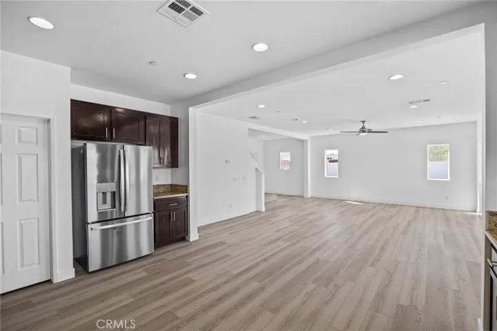 Living/dining area