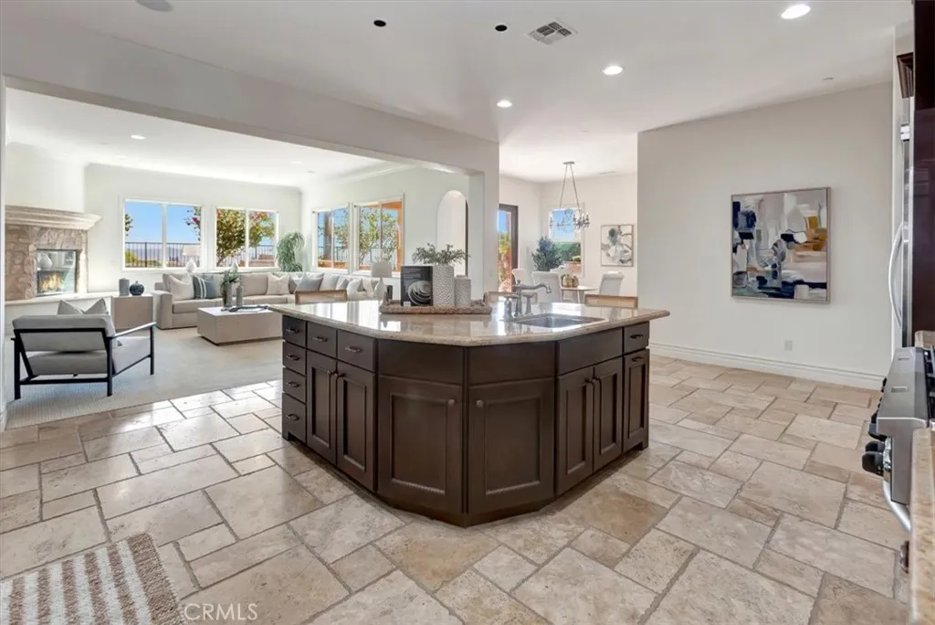 3148 E East Abbey Lane, Orange, California 92867 home-pic-24