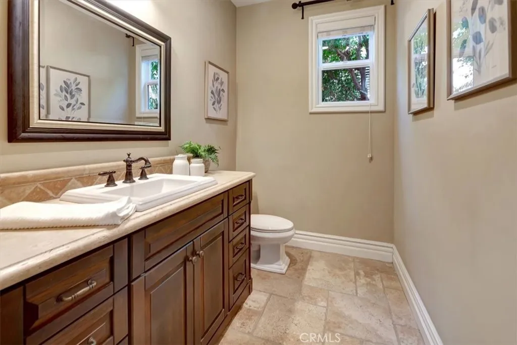 3148 E East Abbey Lane, Orange, California 92867 home-pic-19