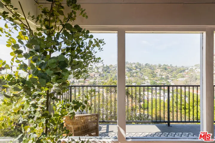 1803 Silverwood Terrace, Los Angeles, California 90026