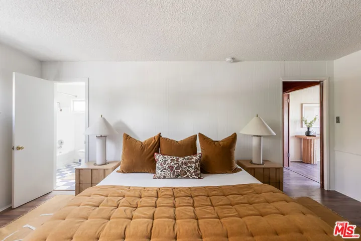 1803 Silverwood Terrace, Los Angeles, California 90026