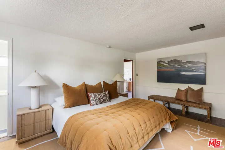 1803 Silverwood Terrace, Los Angeles, California 90026