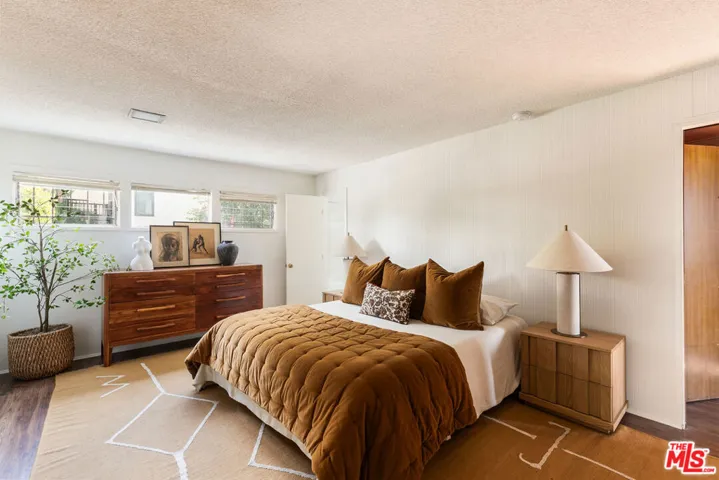 1803 Silverwood Terrace, Los Angeles, California 90026