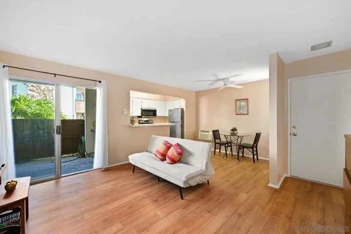 1361 Caminito Gabaldon F, San Diego, California 92108