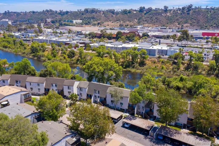 1361 Caminito Gabaldon F, San Diego, California 92108