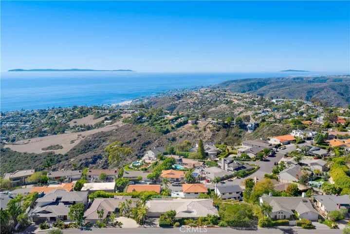 2867 Chateau Way, Laguna Beach, California 92651