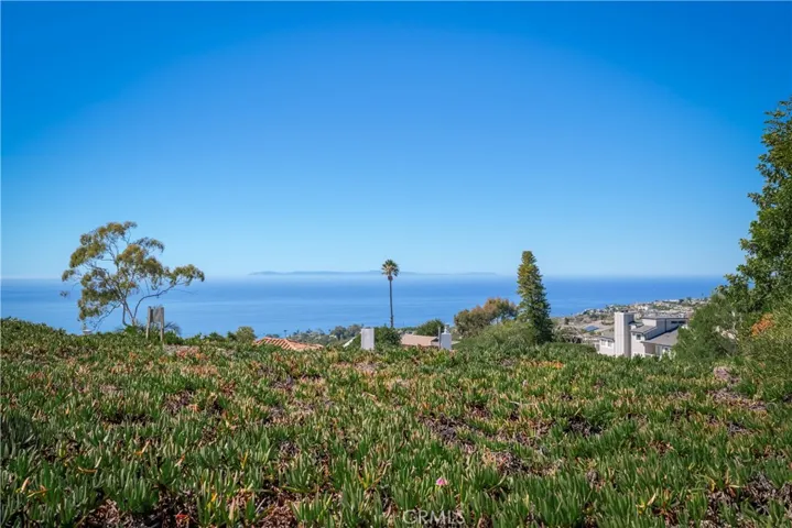 2867 Chateau Way, Laguna Beach, California 92651