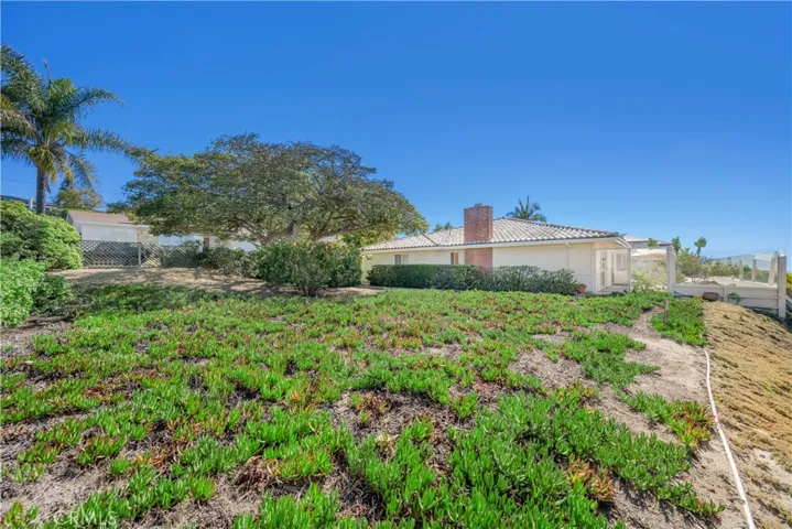 2867 Chateau Way, Laguna Beach, California 92651