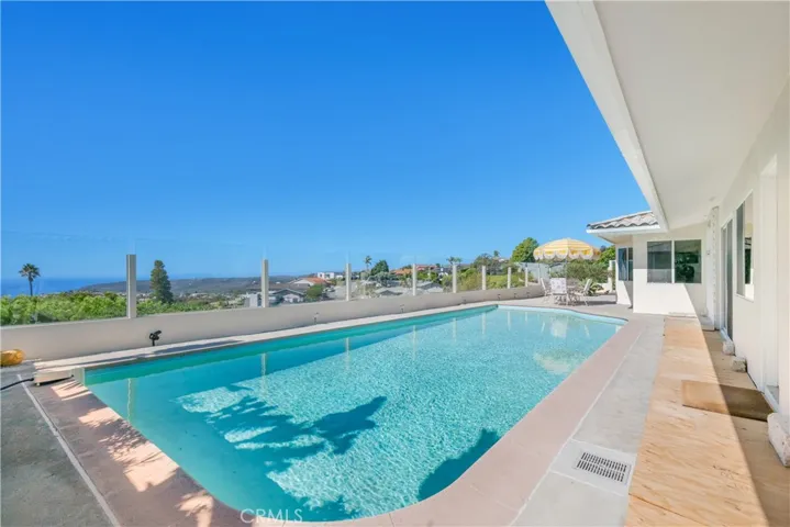 2867 Chateau Way, Laguna Beach, California 92651