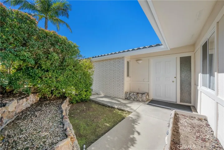2867 Chateau Way, Laguna Beach, California 92651