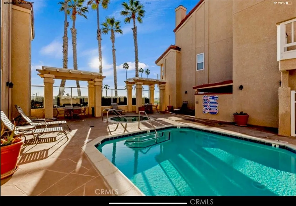 2000 Pacific Coast Highway 103, Huntington Beach, California 92648 home-pic-26