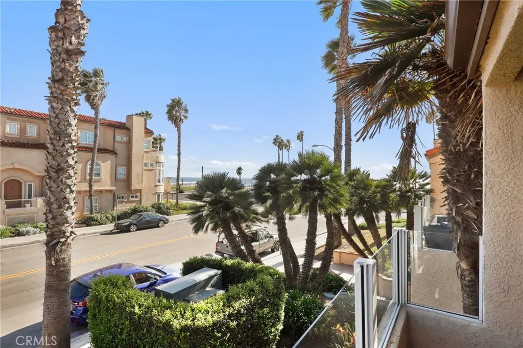 2000 Pacific Coast Highway 103, Huntington Beach, California 92648 home-pic-18
