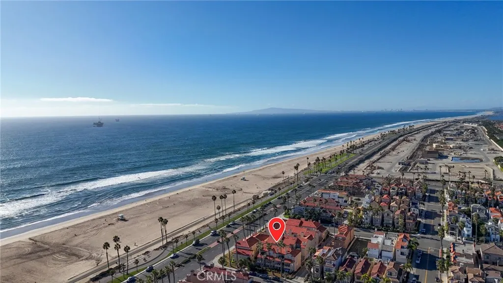 2000 Pacific Coast Highway 103, Huntington Beach, California 92648 home-pic-21
