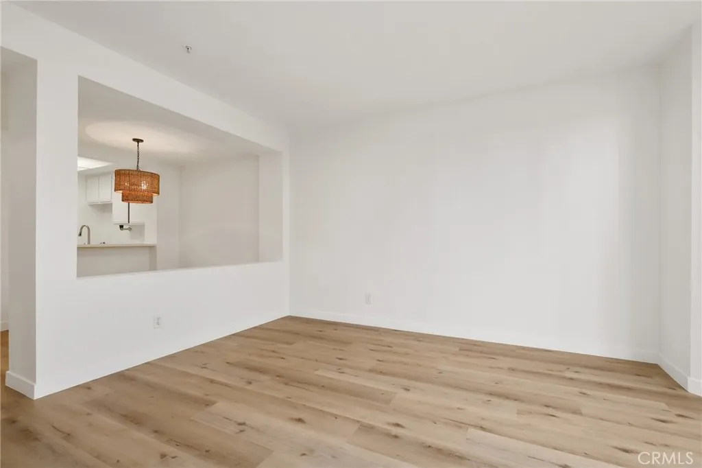2000 Pacific Coast Highway 103, Huntington Beach, California 92648 home-pic-4