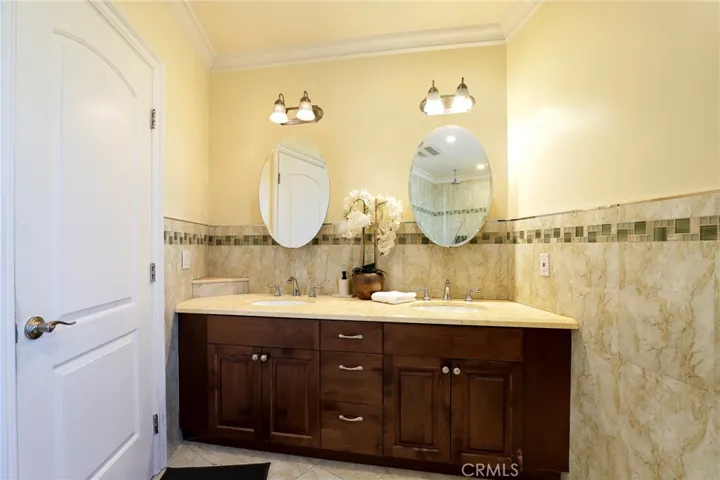 3654 Wrightwood Dr, Studio City, California 91604