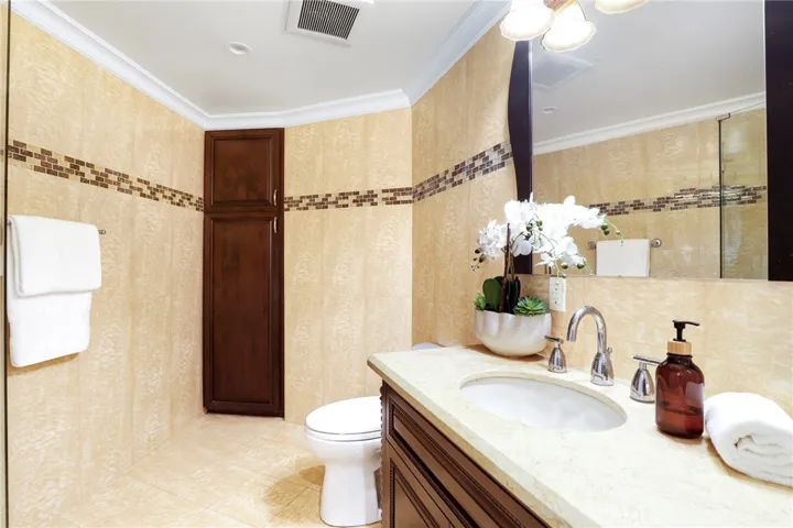 3654 Wrightwood Dr, Studio City, California 91604