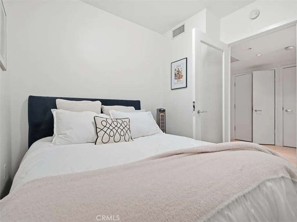 3141 Michelson 1007, Irvine, California 92612 home-pic-19