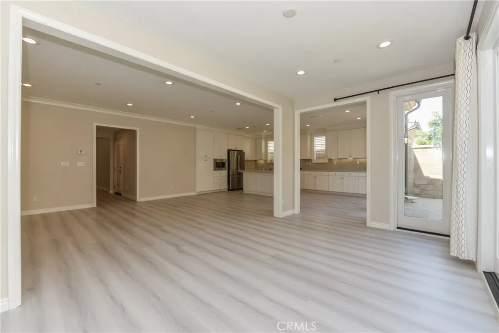 81 Island Coral, Irvine, California 92620 home-pic-3