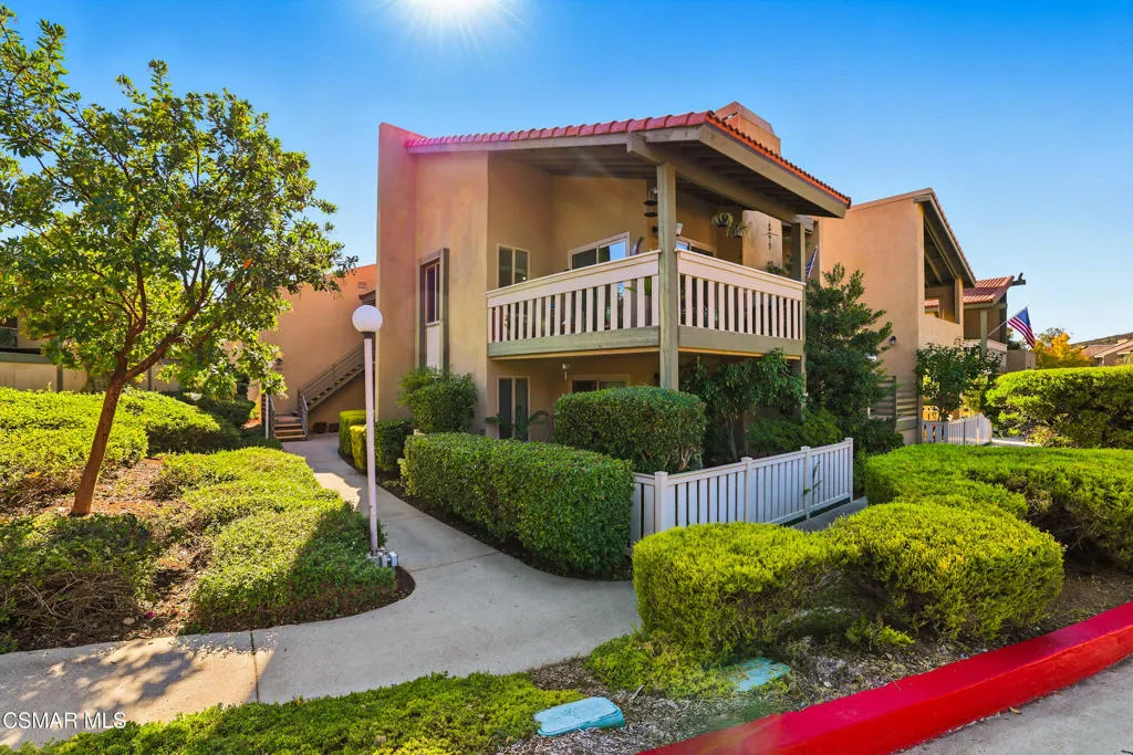 245 Oakleaf Drive 205, Thousand Oaks, California 91360 home-pic-0