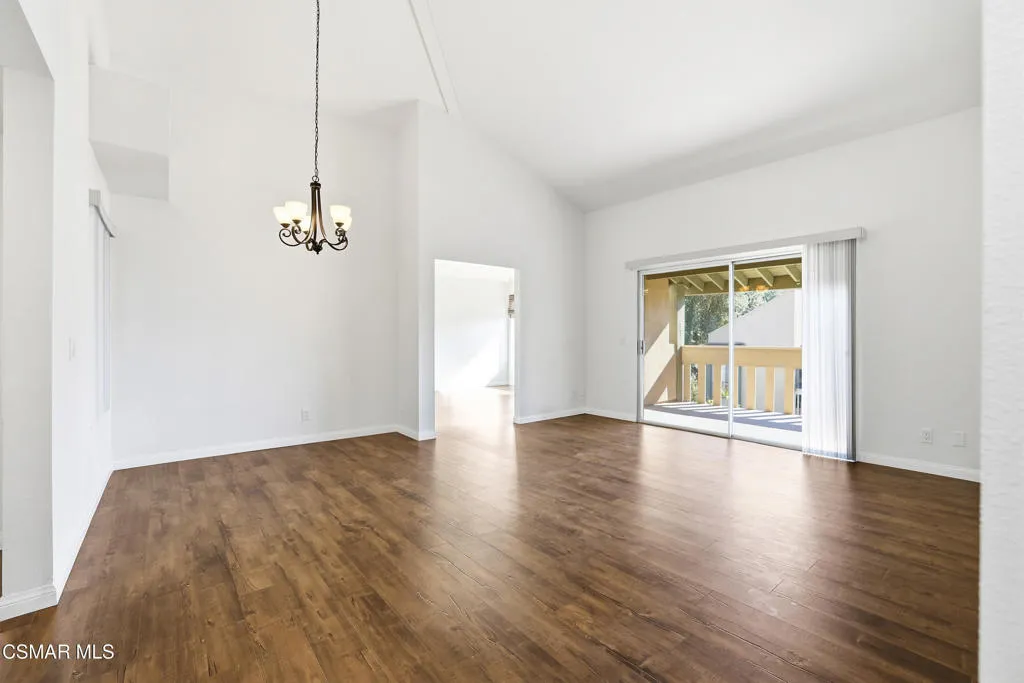 245 Oakleaf Drive 205, Thousand Oaks, California 91360 home-pic-3