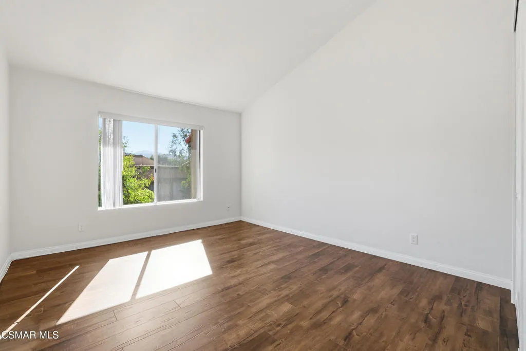 245 Oakleaf Drive 205, Thousand Oaks, California 91360 home-pic-16