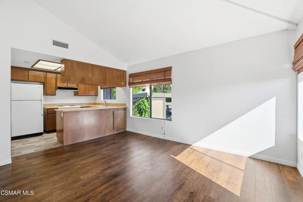 245 Oakleaf Drive 205, Thousand Oaks, California 91360 home-pic-6