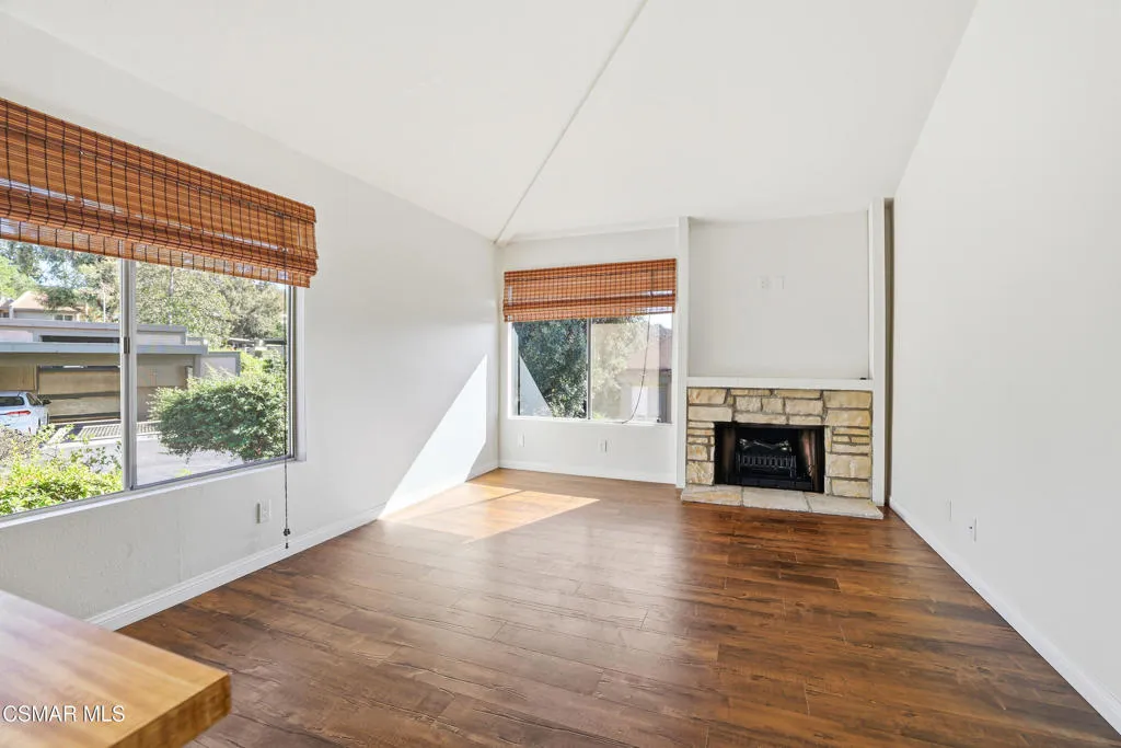 245 Oakleaf Drive 205, Thousand Oaks, California 91360 home-pic-11