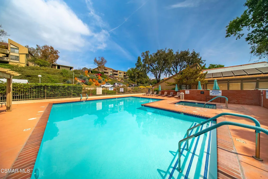 245 Oakleaf Drive 205, Thousand Oaks, California 91360 home-pic-26