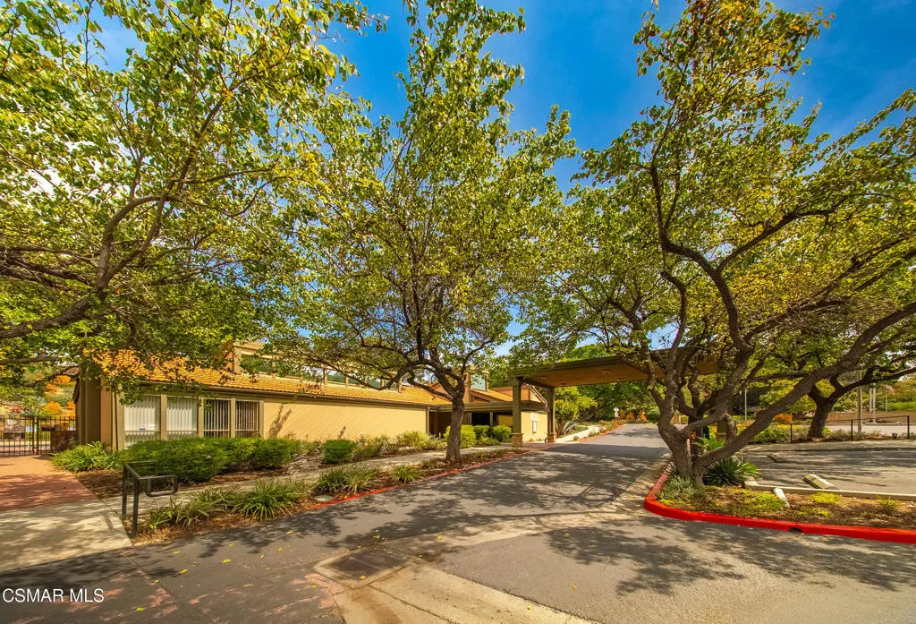 245 Oakleaf Drive 205, Thousand Oaks, California 91360 home-pic-20