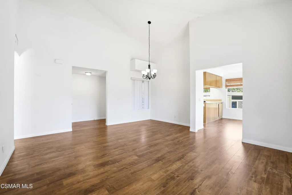 245 Oakleaf Drive 205, Thousand Oaks, California 91360 home-pic-4