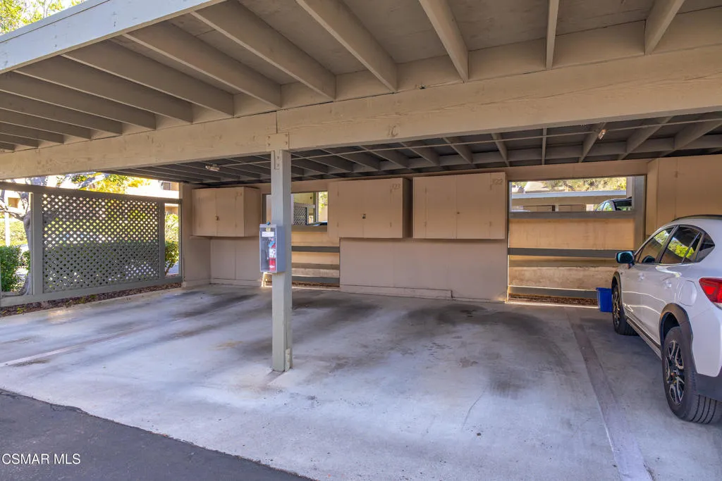 245 Oakleaf Drive 205, Thousand Oaks, California 91360 home-pic-19