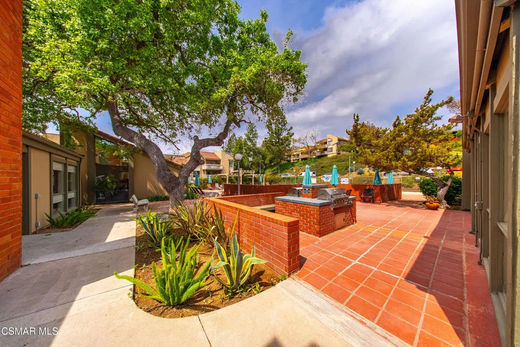 245 Oakleaf Drive 205, Thousand Oaks, California 91360 home-pic-27