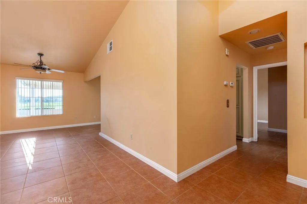 5664 Trevino, Banning, California 92220 home-pic-2