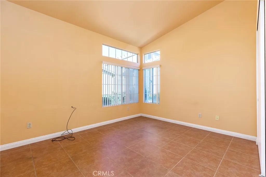 5664 Trevino, Banning, California 92220 home-pic-12