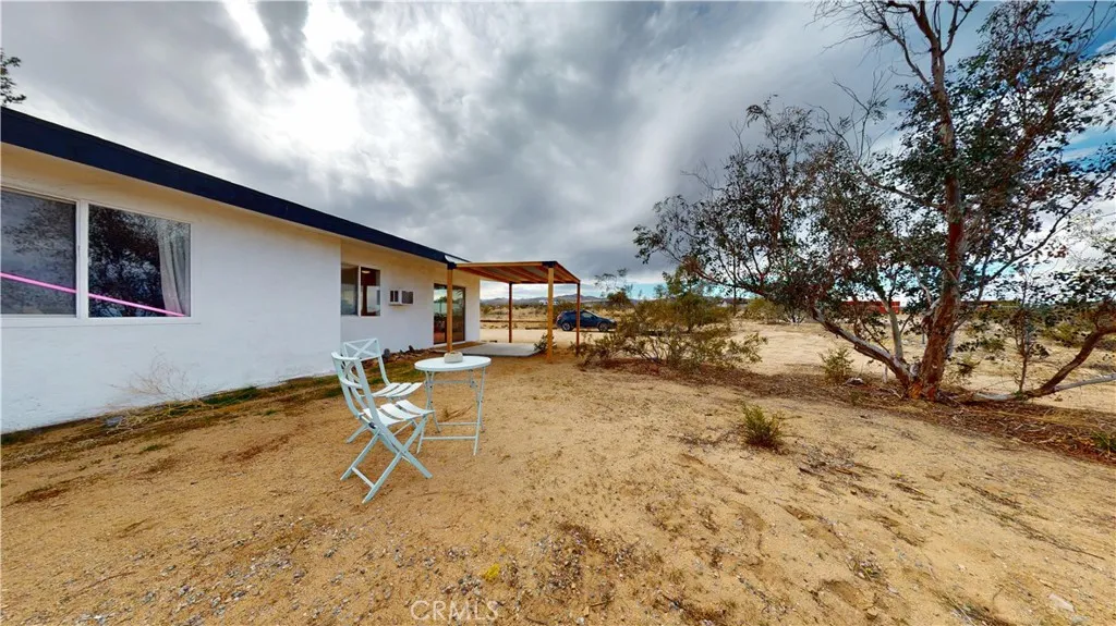 1271 Dakota, Landers, California 92285 home-pic-12